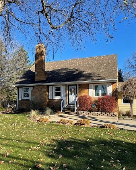 This home was built in 1968 and last sold on 2017-11-01 for 140,000. . Zillow west seneca ny
